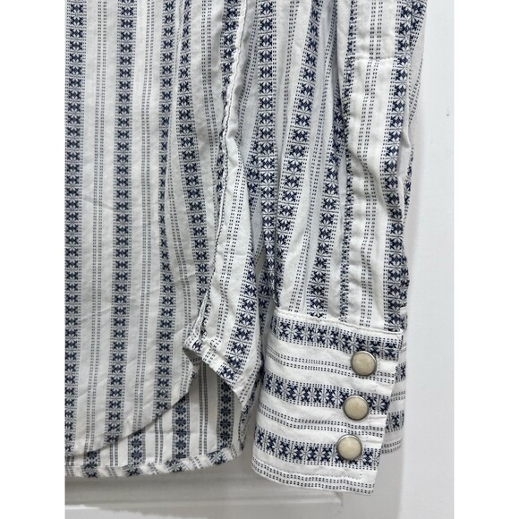 LUCKY BRAND Western White Blue Pearl Snap Sz M Cotton Native Striped Americana - Picture 3 of 7